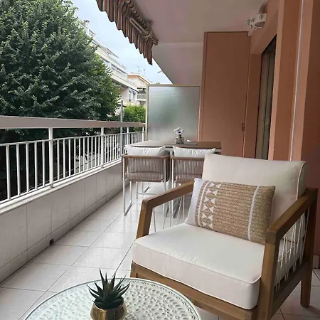 Lejlighed Terrasse 150 M *