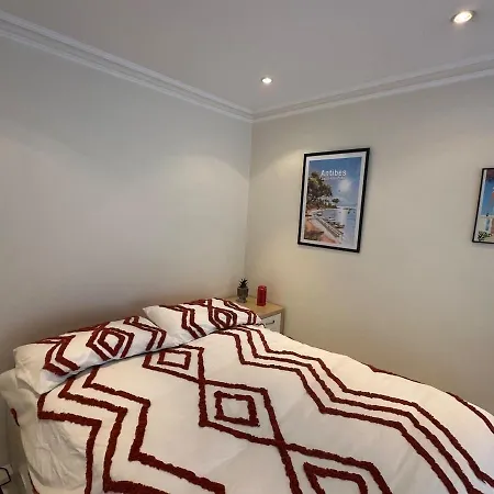 Apartmán Terrasse 150 M Antibes